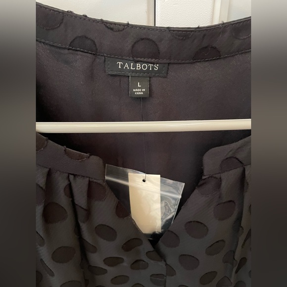 New NWT Talbots black polka dot long sleeve blouse split neck retails $90 - Picture 2 of 8